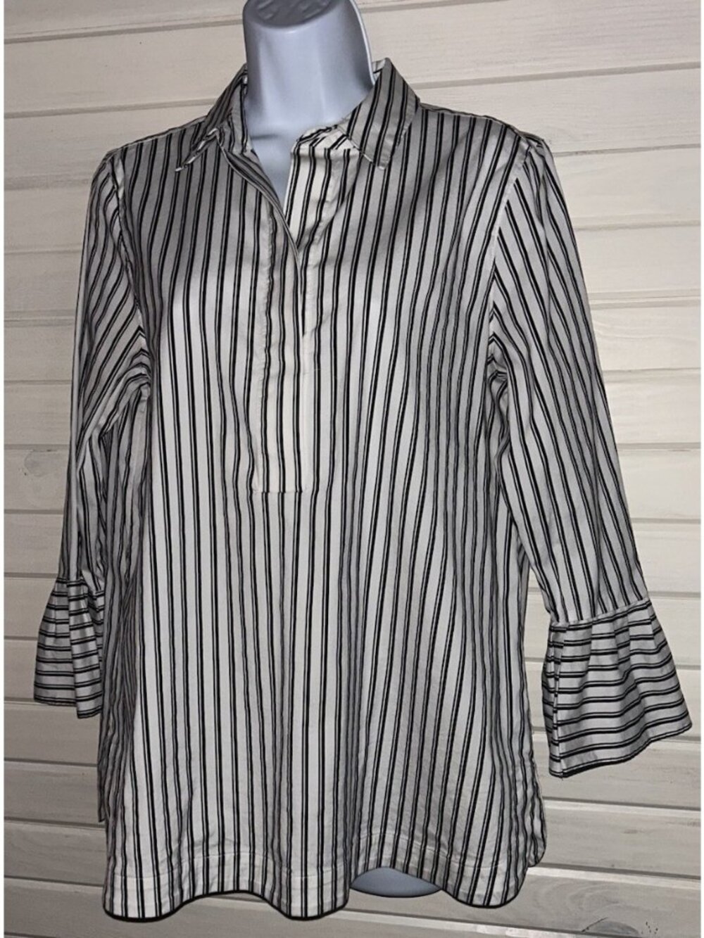 Chicos Sz 1 (MEDIUM) Black White Stripe Cotton Poplin Popover Shirt Tunic EUC